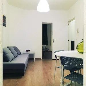 Second Floor At Bruselas